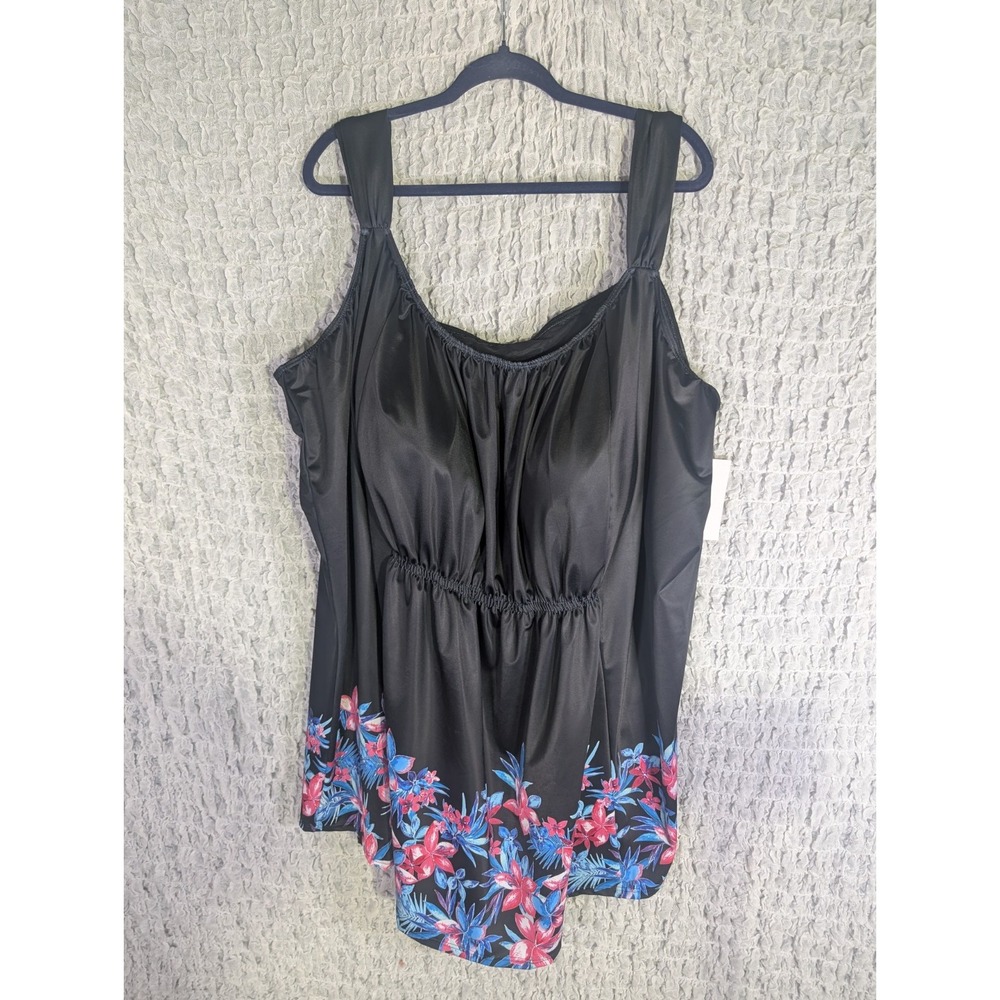 Nwt Swimsuits For All Black And Floral Swim Top‎ Size 40